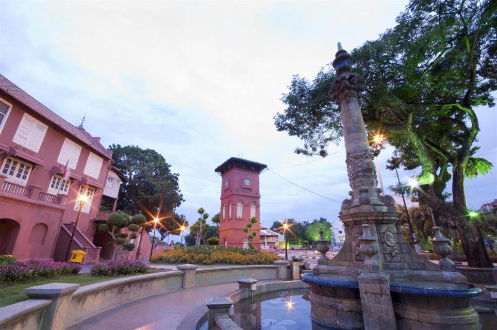 Esdi Homestay Malacca Exteriör bild